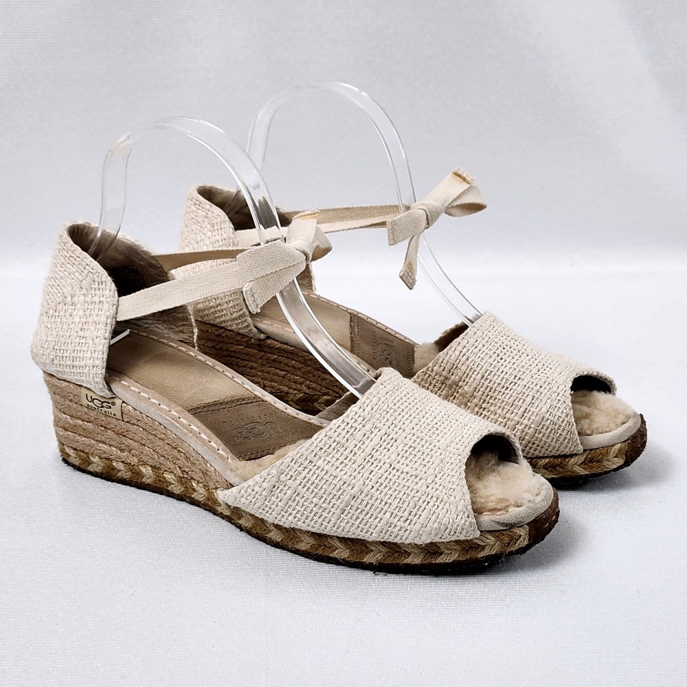 UGG Australia Espadrille Wedge Heels Sandals Womens 9 Ankle Tie Beige Peep Toe